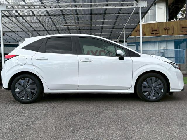 ノート Ｘ　ＥＴＣ　ナビ　ＴＶ　クリアランスソナー　衝突被害軽減システム　オートマチックハイビーム　オートライト　スマートキー　電動格納ミラー　ＣＶＴ　盗難防止システム　衝突安全ボディ　ＡＢＳ　ＥＳＣ　ＣＤ（15枚目）