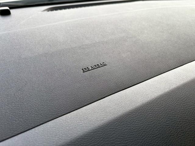 ノート Ｘ　ＥＴＣ　ナビ　ＴＶ　クリアランスソナー　衝突被害軽減システム　オートマチックハイビーム　オートライト　スマートキー　電動格納ミラー　ＣＶＴ　盗難防止システム　衝突安全ボディ　ＡＢＳ　ＥＳＣ　ＣＤ（25枚目）