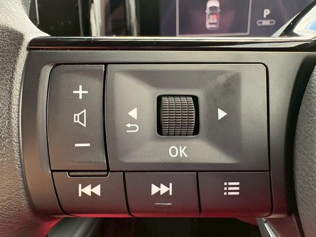 ノート Ｘ　ＥＴＣ　ナビ　ＴＶ　クリアランスソナー　衝突被害軽減システム　オートマチックハイビーム　オートライト　スマートキー　電動格納ミラー　ＣＶＴ　盗難防止システム　衝突安全ボディ　ＡＢＳ　ＥＳＣ　ＣＤ（38枚目）