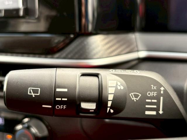 ノート Ｘ　ＥＴＣ　ナビ　ＴＶ　クリアランスソナー　衝突被害軽減システム　オートマチックハイビーム　オートライト　スマートキー　電動格納ミラー　ＣＶＴ　盗難防止システム　衝突安全ボディ　ＡＢＳ　ＥＳＣ　ＣＤ（40枚目）