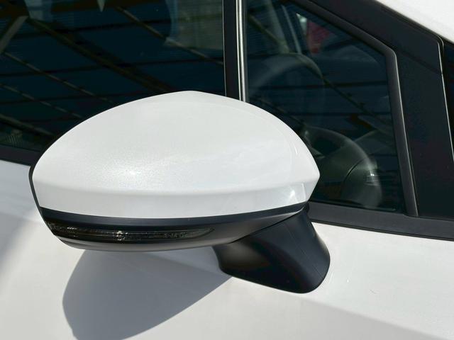 ノート Ｘ　ＥＴＣ　ナビ　ＴＶ　クリアランスソナー　衝突被害軽減システム　オートマチックハイビーム　オートライト　スマートキー　電動格納ミラー　ＣＶＴ　盗難防止システム　衝突安全ボディ　ＡＢＳ　ＥＳＣ　ＣＤ（46枚目）