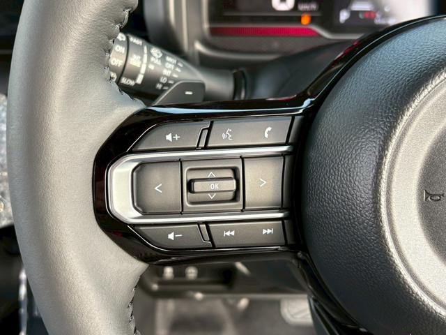 スペーシアカスタム ハイブリッドXSターボ 届出済未使用車 ヘッドアップディスプレイ 両側電動スライドドア シートヒーター サーキュレーター 電動パーキング スズキセーフティーサポート LEDヘッドライト 禁煙車 クリアランスソナー ターボ(37枚目)