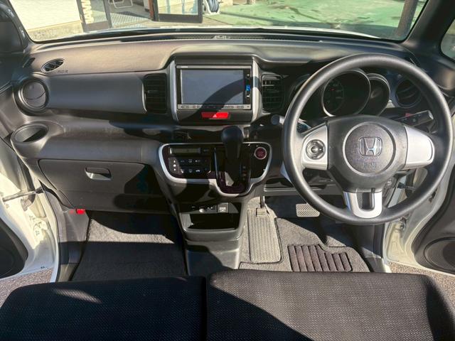 N-BOX G・Lパッケージ ETC バックカメラ Bluetooth接続 片側電動スライドドア チップアップシート インターナビリンク PUSHスタート オートエアコン TV サンシェード スマートキー CD DVD(2枚目)