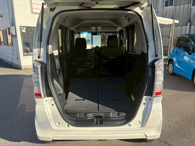 N-BOX G・Lパッケージ ETC バックカメラ Bluetooth接続 片側電動スライドドア チップアップシート インターナビリンク PUSHスタート オートエアコン TV サンシェード スマートキー CD DVD(22枚目)