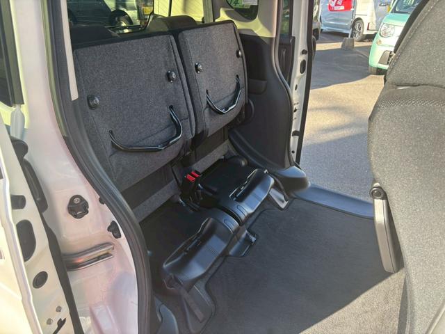 N-BOX G・Lパッケージ ETC バックカメラ Bluetooth接続 片側電動スライドドア チップアップシート インターナビリンク PUSHスタート オートエアコン TV サンシェード スマートキー CD DVD(31枚目)