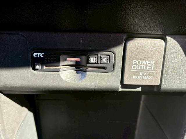 N-BOX G・Lパッケージ ETC バックカメラ Bluetooth接続 片側電動スライドドア チップアップシート インターナビリンク PUSHスタート オートエアコン TV サンシェード スマートキー CD DVD(48枚目)