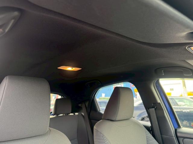 ヤリス ハイブリッドZ AppleCarplay、ETC、全周囲カメラ、クリアランスソナー、オートマチックハイビーム、シートヒーター、LEDヘッドランプ、フルセグ、Bluetooth接続、バックカメラ、フロントカメラ(29枚目)