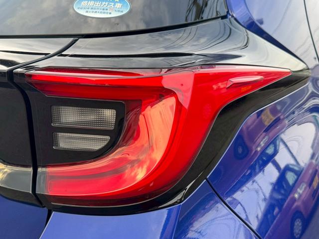 ヤリス ハイブリッドZ AppleCarplay、ETC、全周囲カメラ、クリアランスソナー、オートマチックハイビーム、シートヒーター、LEDヘッドランプ、フルセグ、Bluetooth接続、バックカメラ、フロントカメラ(63枚目)