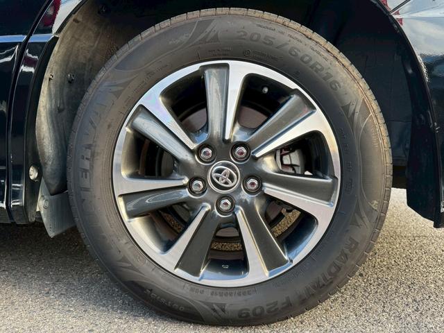 ヴォクシー ＺＳ　煌ＩＩＩ　バックカメラ　ＥＴＣ　クルーズコントロール　両側電動スライドドア　後部座席エアコン　Ｂｌｕｅｔｏｏｔｈ接続　オートマチックハイビーム　フルセグＴＶ　フォグランプ　ＵＳＢソケット　プッシュスタートボタン（68枚目）