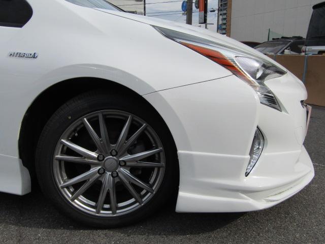 プリウス S パチリスタエアロF/S/R 17インチ 新品タイヤ4本装着 新品社外フォグ Bluetooth ナビTV Bカメラ ETC(4枚目)