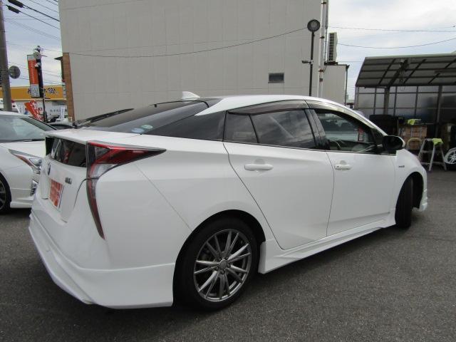 プリウス S パチリスタエアロF/S/R 17インチ 新品タイヤ4本装着 新品社外フォグ Bluetooth ナビTV Bカメラ ETC(9枚目)