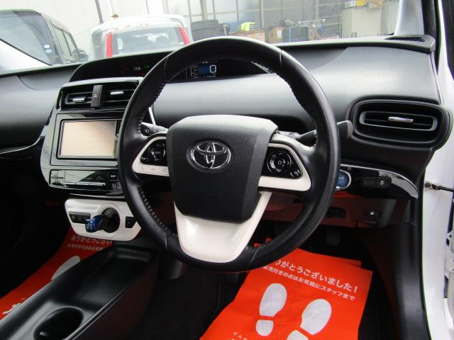プリウス S パチリスタエアロF/S/R 17インチ 新品タイヤ4本装着 新品社外フォグ Bluetooth ナビTV Bカメラ ETC(13枚目)