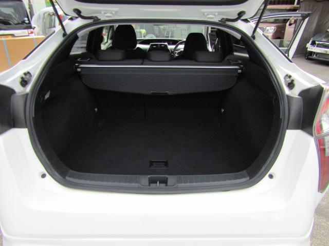 プリウス S パチリスタエアロF/S/R 17インチ 新品タイヤ4本装着 新品社外フォグ Bluetooth ナビTV Bカメラ ETC(18枚目)