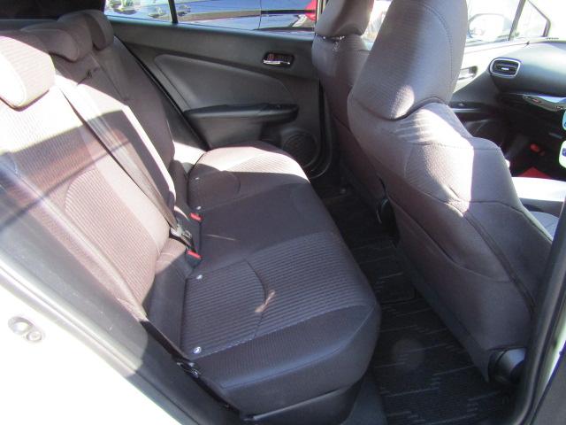 プリウス A 今だけ掲載中 ツーリング17インチ ブラインドスポットモニター ナビTV Bカメラ ETC Bluetooth クルコン セーフティセンス(16枚目)