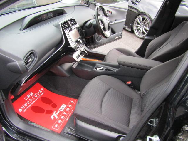 プリウス Ｓ　新品１８インチ　新品タイヤ装着　新品モデリスタ風エアロパチリスタ　コンビハンドル　社外ブラックシフト　ナビＴＶ　Ｂｌｕｅｔｏｏｔｈ　Ｂカメラ　ＥＴＣ（17枚目）