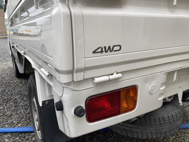 　４ＷＤ　軽トラック　ＭＴ　エアコン　パワーステアリング(7枚目)