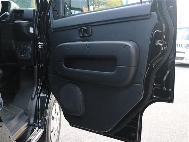 ハイゼットカーゴ クルーズターボＳＡＩＩＩ　社外ナビ　バックカメラ　ＥＴＣ　キーレス　電動格納ドアミラー　コーナーセンサー（リア）　衝突軽減ブレーキ　パワーウィンドウ　エアバッグ　パワーステアリング（11枚目）