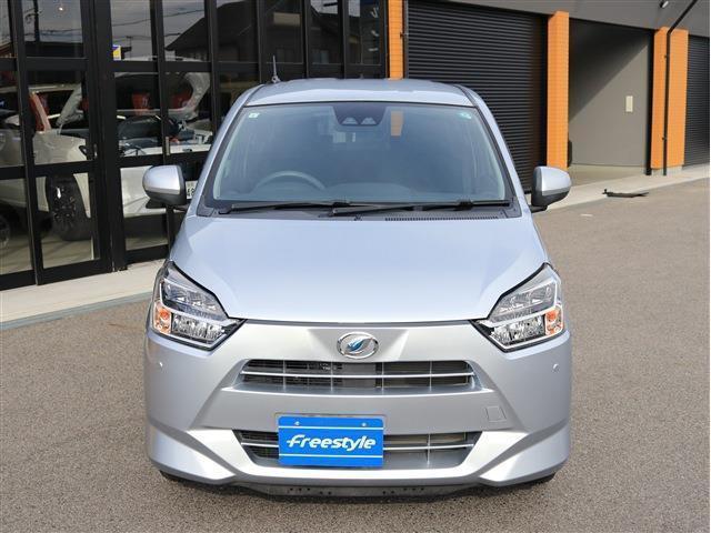 ミライース X SAIII オーディオ クリアランスソナー 電動格納ドアミラー キーレス 衝突軽減ブレーキ 横滑り防止装置 アイドリングストップ エアバッグ パワーウィンドウ パワーステアリング(3枚目)