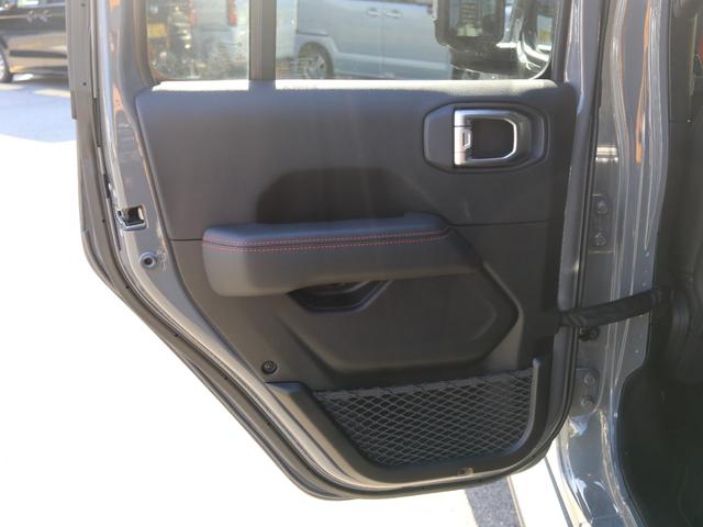 ジープ・ラングラーアンリミテッド ルビコン　バックカメラ　フロントカメラ　アダプティブクルーズコントロール　ＥＴＣ２．０　シートヒーター　クリアランスソナー　スマートキー　ＬＥＤヘッドライト　エアバッグ　パワーウィンドウ　パワーステアリング（37枚目）