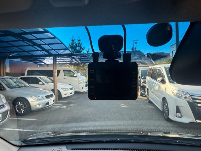 Ｎ－ＷＧＮカスタム Ｇ・ターボパッケージ　ターボ車・ナビＴＶ・ＤＶＤビデオ・Ｂカメラ・ＥＴＣ・ＨＩＤ・フォグ・オートライト・スマートキー・オートエアコン・ハーフレザー・衝突軽減ブレーキ・前後ドラレコ付き（25枚目）