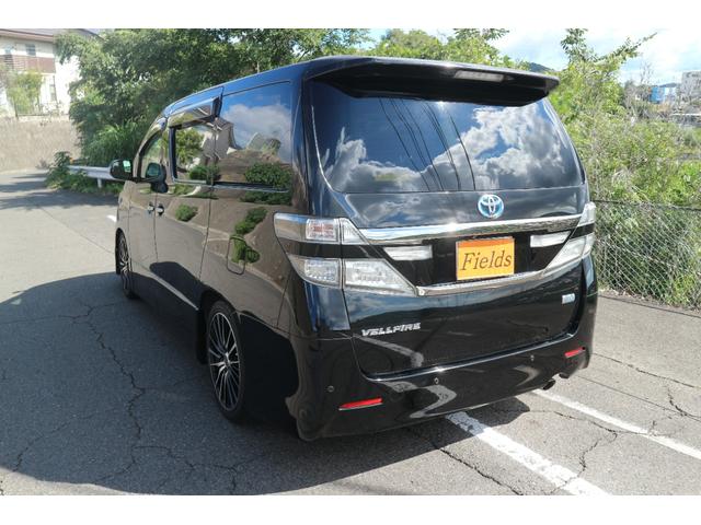 ヴェルファイア ２．４Ｚ　ゴールデンアイズ　サンルーフ　１９インチアルミ　両側パワースライドドア　ローダウン　アルパインナビ　ＴＶ　Ｂｌｕｅｔｏｏｔｈ　バックカメラ　ＥＴＣ　ウッドコンビハンドル（4枚目）