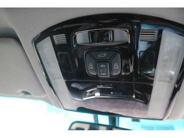 ヴェルファイア ２．４Ｚ　ゴールデンアイズ　サンルーフ　１９インチアルミ　両側パワースライドドア　ローダウン　アルパインナビ　ＴＶ　Ｂｌｕｅｔｏｏｔｈ　バックカメラ　ＥＴＣ　ウッドコンビハンドル（19枚目）