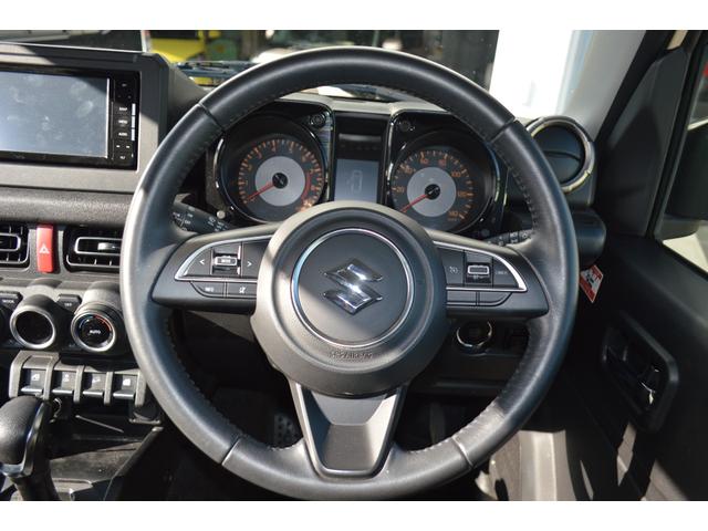 ☆ハンドルです！クルーズコントロールがついており長距離の運転時には大活躍です！