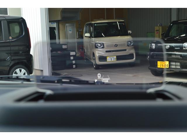 スペーシアカスタム ハイブリッドXS 4WD 届出済未使用車 全方位ナビ 両側電動スライドドア(29枚目)