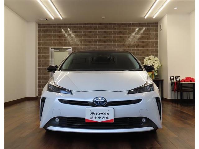 プリウス Ａツーリングセレクション・ブラックエディション　４ＷＤ　衝突被害軽減システム　フルセグ　メモリーナビ　ＤＶＤ再生　バックカメラ　ＥＴＣ　ドラレコ　ＬＥＤヘッドランプ　スマートキー　オートクルーズコントロール　ハイブリッド（2枚目）