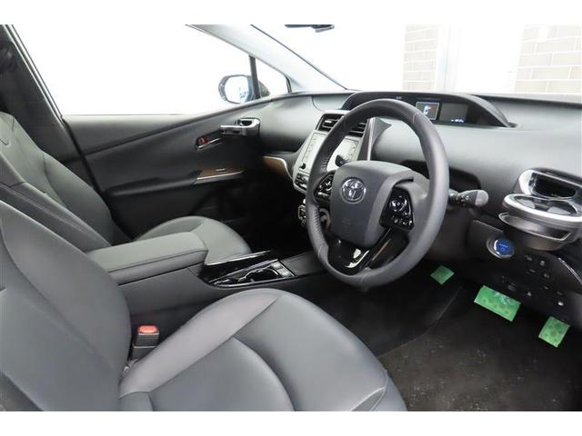 プリウス Ａツーリングセレクション・ブラックエディション　４ＷＤ　衝突被害軽減システム　フルセグ　メモリーナビ　ＤＶＤ再生　バックカメラ　ＥＴＣ　ドラレコ　ＬＥＤヘッドランプ　スマートキー　オートクルーズコントロール　ハイブリッド（12枚目）