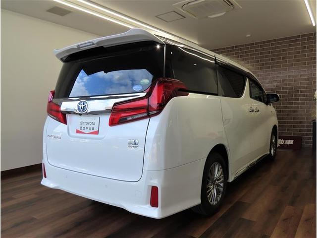 アルファードハイブリッド S タイプゴールド サンルーフ 4WD 衝突被害軽減システム フルセグ メモリーナビ DVD再生 バックカメラ ETC ドラレコ 両側電動スライド 乗車定員7人 LEDヘッドランプ スマートキー ハイブリッド 3列シート(4枚目)