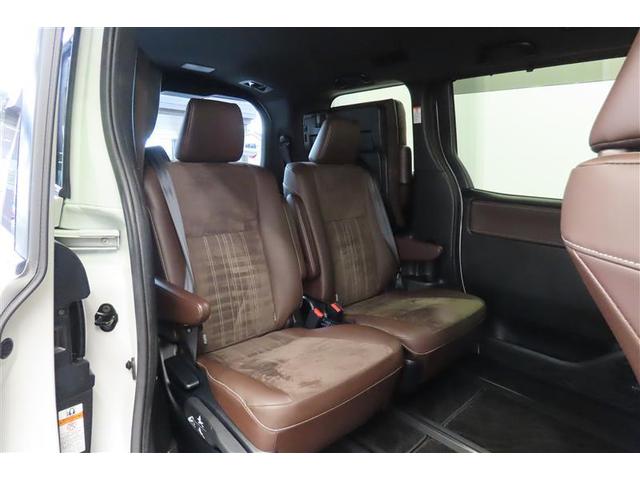 エスクァイア Gi プレミアムパッケージ 衝突被害軽減システム フルセグ メモリーナビ DVD再生 バックカメラ ETC 両側電動スライド 乗車定員7人 LEDヘッドランプ スマートキー オートクルーズコントロール 3列シート(9枚目)