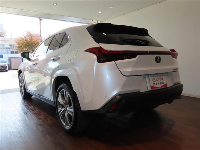 ＵＸ ＵＸ２５０ｈ　グレイスフル　エクスプローラー　衝突被害軽減システム　フルセグ　メモリーナビ　ＤＶＤ再生　バックカメラ　ＥＴＣ　ドラレコ　ＬＥＤヘッドランプ　スマートキー　オートクルーズコントロール　ハイブリッド（4枚目）