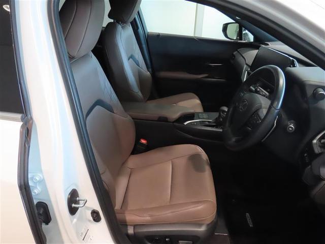 ＵＸ ＵＸ２５０ｈ　グレイスフル　エクスプローラー　衝突被害軽減システム　フルセグ　メモリーナビ　ＤＶＤ再生　バックカメラ　ＥＴＣ　ドラレコ　ＬＥＤヘッドランプ　スマートキー　オートクルーズコントロール　ハイブリッド（25枚目）