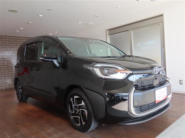 シエンタ ハイブリッドＺ　衝突被害軽減システム　フルセグ　メモリーナビ　バックカメラ　ＥＴＣ　両側電動スライド　乗車定員７人　ＬＥＤヘッドランプ　スマートキー　オートクルーズコントロール　ハイブリッド　３列シート（3枚目）