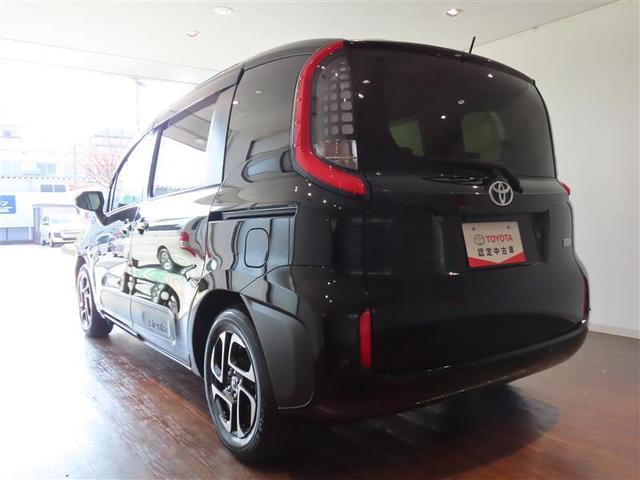 シエンタ ハイブリッドＺ　衝突被害軽減システム　フルセグ　メモリーナビ　バックカメラ　ＥＴＣ　両側電動スライド　乗車定員７人　ＬＥＤヘッドランプ　スマートキー　オートクルーズコントロール　ハイブリッド　３列シート（4枚目）