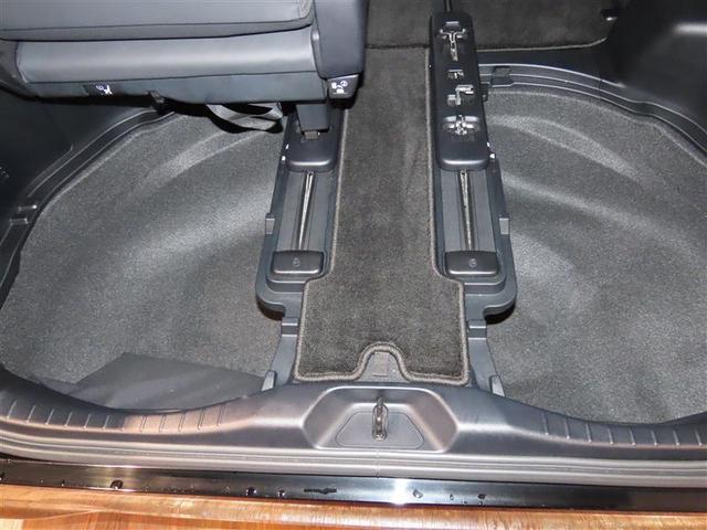 アルファードハイブリッド Ｓ　タイプゴールド　４ＷＤ　衝突被害軽減システム　フルセグ　メモリーナビ　ＤＶＤ再生　後席モニター　バックカメラ　ＥＴＣ　両側電動スライド　乗車定員７人　ＬＥＤヘッドランプ　スマートキー　オートクルーズコントロール（32枚目）