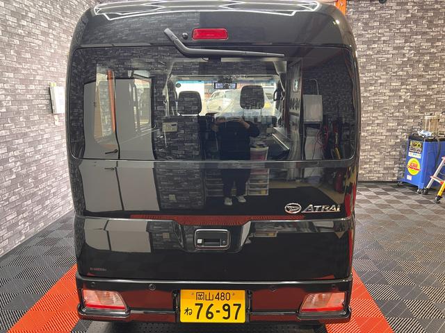 アトレー ＲＳ　軽キャン　車中泊仕様　ベッドキット　１２Ｖクーラー　４０９６Ｗｈサブバッテリー　インバーター　走行充電　天井遮熱＆断熱　ＬＥＤ照明　前後ドラレコ　外部電源　脱着式テーブル　オレンジアベニューデモカー（15枚目）