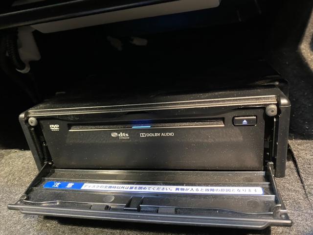 ヤリスクロス ハイブリッドＧ　衝突被害軽減システム　レーンアシスト　ルーフキャリー　ドラレコ　ＥＴＣ　ナビ　バックカメラ　フルセグＴＶ　Ｂｌｕｅｔｏｏｔｈ　ＣＤ　ＤＶＤ　ＬＥＤヘッドライト　ＪＡＯＳアルミホイール　クルコン（11枚目）