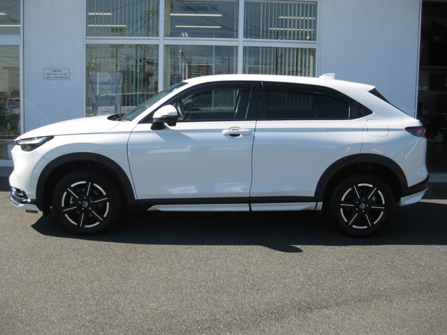 ヴェゼル Ｇ　９インチメモリーナビ☆フルセグ☆バックカメラ☆純正エアロ☆ドラレコ前後☆ＨｏｎｄａＳＥＮＳＩＮＧ☆ワンオーナー☆ユーザー下取り車☆スマートキー☆禁煙車☆ＬＥＤヘッドライト☆ＬＥＤフォグ☆ＥＴＣ☆（7枚目）