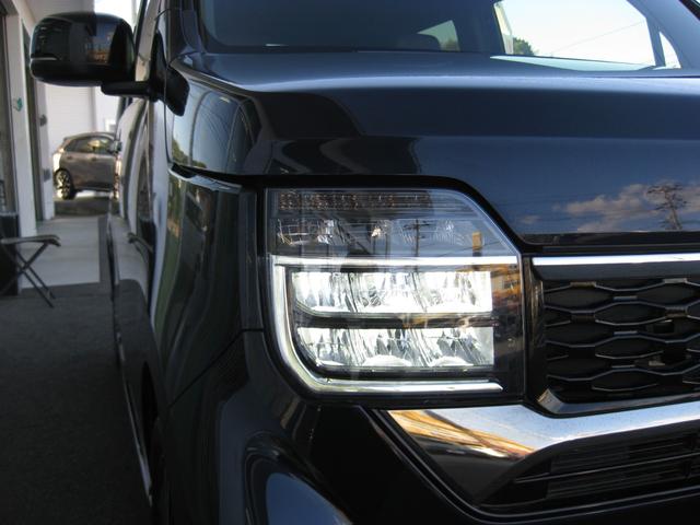 ＬＥＤヘッドライトで夜間の運転をサポートいたします！