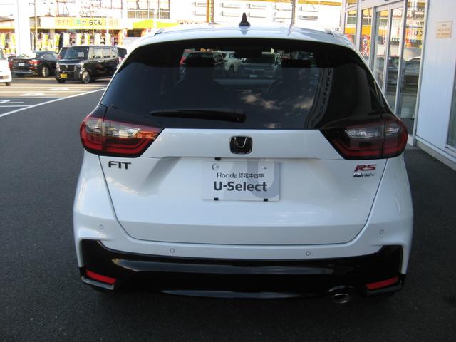 大きなキズ・ヘコミも無いお車です！