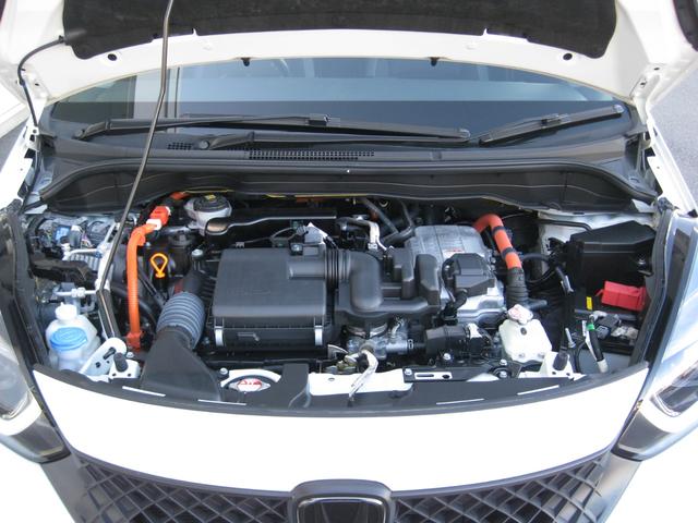 外装・内装・エンジンルームクリーニング済みです。専任スタッフがお客様にキレイな状態のお車を見て頂けるように内外装を徹底クリーニング！