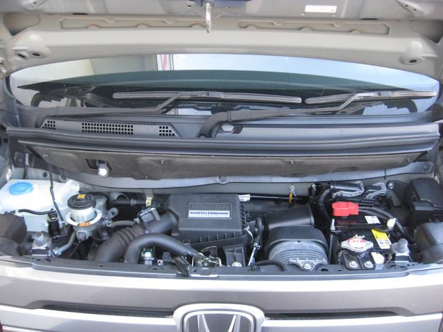 外装・内装・エンジンルームクリーニング済みです。専任スタッフがお客様にキレイな状態のお車を見て頂けるように内外装を徹底クリーニング！