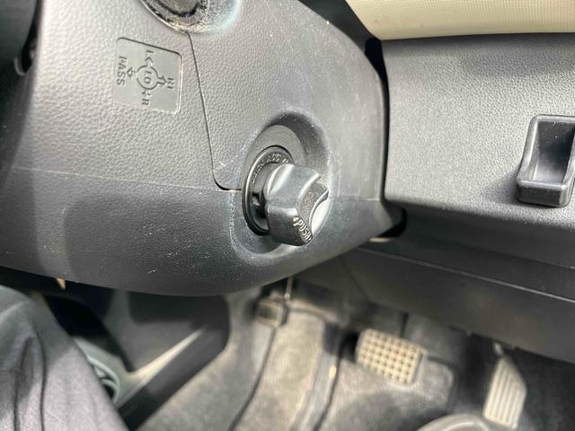 ミラココア ココアプラスＸ　ＥＴＣ　ナビ　ＴＶ　スマートキー　アイドリングストップ　電動格納ミラー　ベンチシート　ＣＶＴ　盗難防止システム　ＡＢＳ　ＣＤ　ＤＶＤ再生　ミュージックプレイヤー接続可　Ｂｌｕｅｔｏｏｔｈ　ルーフレール（10枚目）