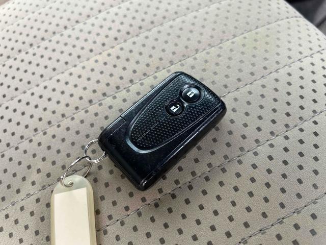 ミラココア ココアプラスＸ　ＥＴＣ　ナビ　ＴＶ　スマートキー　アイドリングストップ　電動格納ミラー　ベンチシート　ＣＶＴ　盗難防止システム　ＡＢＳ　ＣＤ　ＤＶＤ再生　ミュージックプレイヤー接続可　Ｂｌｕｅｔｏｏｔｈ　ルーフレール（25枚目）