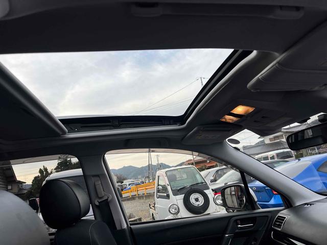 フォレスター ２．０ｉ－Ｌ　アイサイト　４ＷＤ　ＥＴＣ　バックカメラ　オートクルーズコントロール　レーンアシスト　パワーシート　衝突被害軽減システム　サンルーフ　ナビ　ＴＶ　オートライト　ＬＥＤヘッドランプ　電動リアゲート　アルミホイール（23枚目）