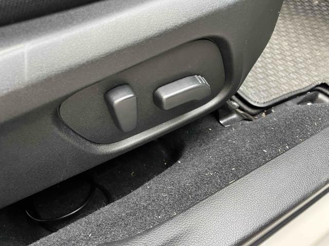 フォレスター ２．０ｉ－Ｌ　アイサイト　４ＷＤ　ＥＴＣ　バックカメラ　オートクルーズコントロール　レーンアシスト　パワーシート　衝突被害軽減システム　サンルーフ　ナビ　ＴＶ　オートライト　ＬＥＤヘッドランプ　電動リアゲート　アルミホイール（24枚目）