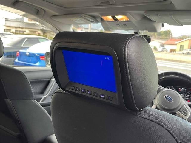 フォレスター ２．０ｉ－Ｌ　アイサイト　４ＷＤ　ＥＴＣ　バックカメラ　オートクルーズコントロール　レーンアシスト　パワーシート　衝突被害軽減システム　サンルーフ　ナビ　ＴＶ　オートライト　ＬＥＤヘッドランプ　電動リアゲート　アルミホイール（33枚目）