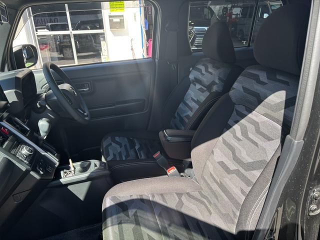 タフト Ｇ　ダーククロムベンチャー　９インチディスプレイ／ＴＶ／バックモニター／ＥＴＣ／ＵＳＢ・ＨＤＭＩ接続ＯＫ／シートヒーター（12枚目）